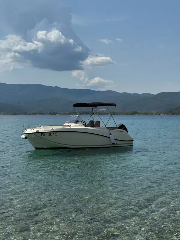 Quicksilver 555 Activ Open