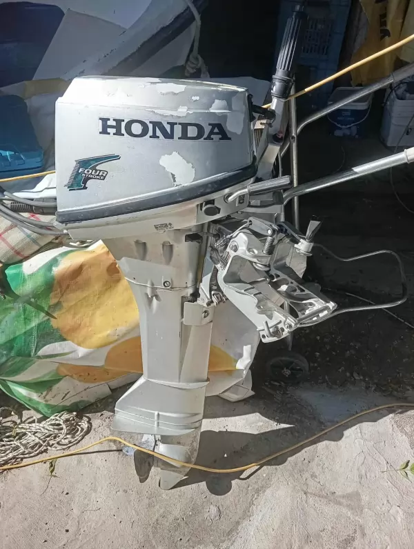 Извънбордов двигател Honda 4 такта
