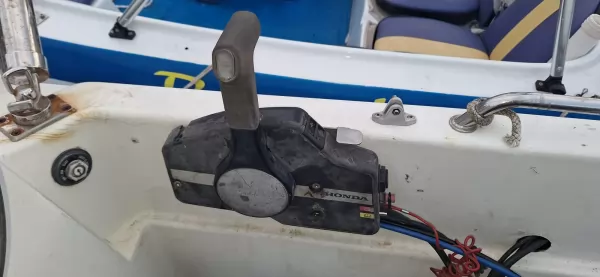 Извънбордов двигател Honda BF8