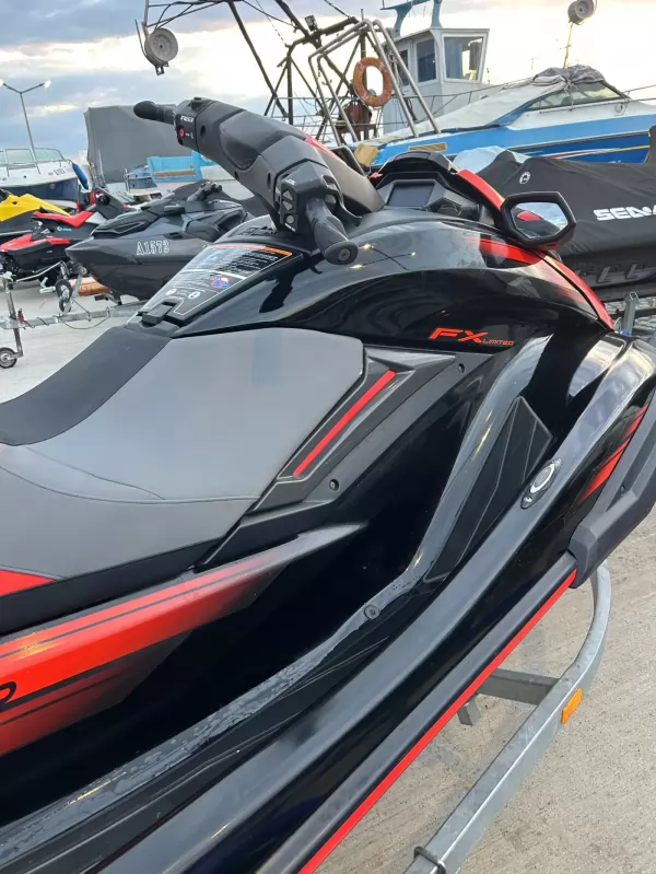 Yamaha FX CRUISER LIMITED SVHO 1800
