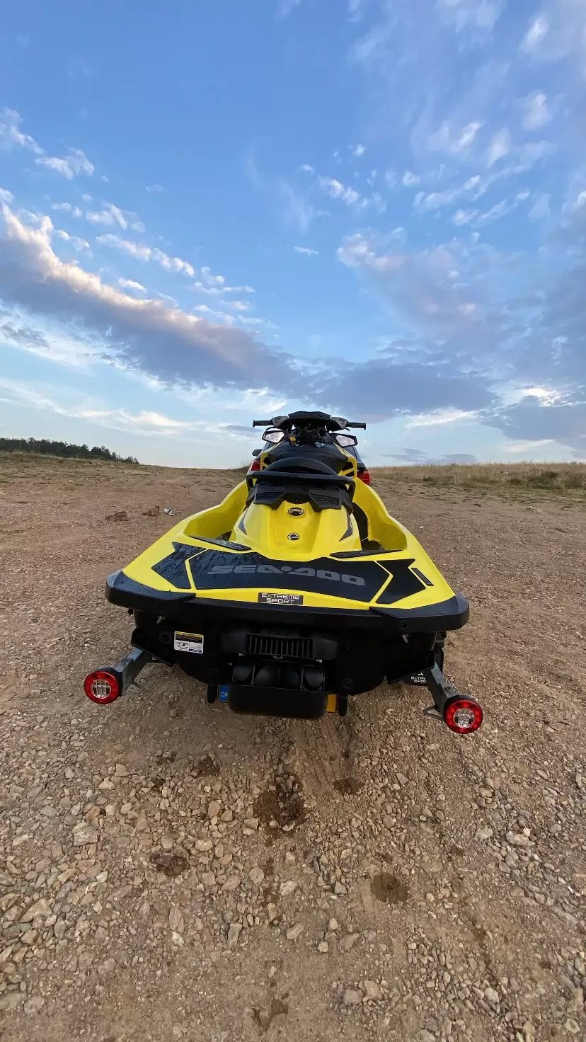 Продава се 2015 Bombardier Sea Doo RXP 260