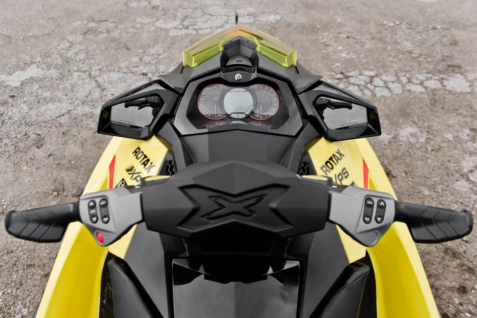 Продава се 2015 Bombardier Sea Doo RXP 260