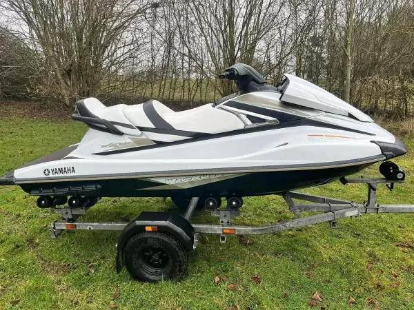 Yamaha VX Cruiser