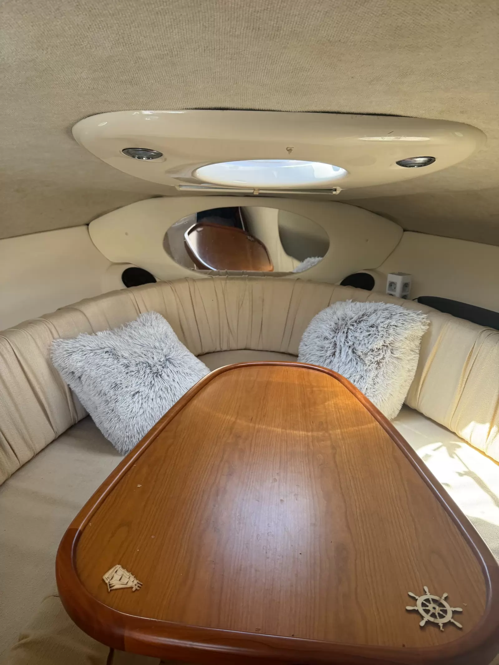 Продава се Sessa Oyster 25