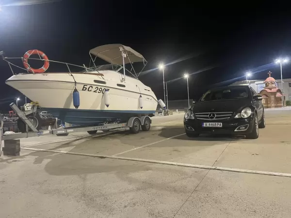Sea Ray 230 DA Sundancer