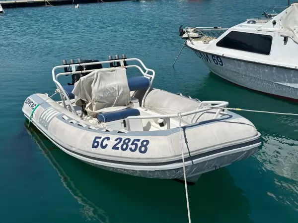 Novurania DL 460