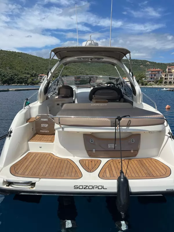 Cranchi Endurance 33