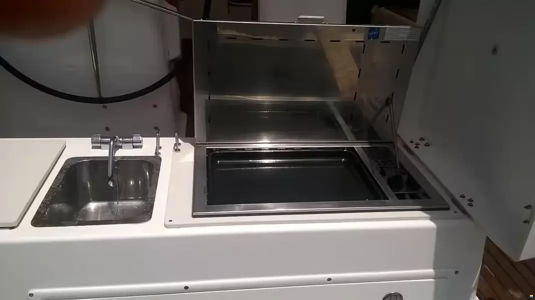 Продава се 2016 Dufour 460 Grand Large