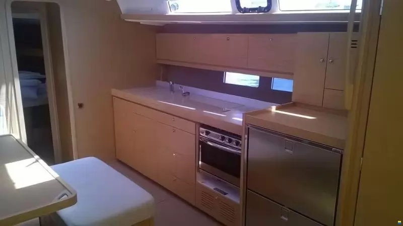 Продава се 2016 Dufour 460 Grand Large
