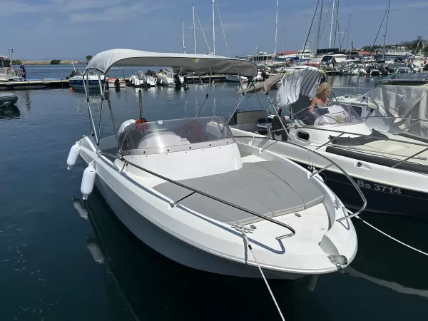 Beneteau Flyer 650 Sundeck