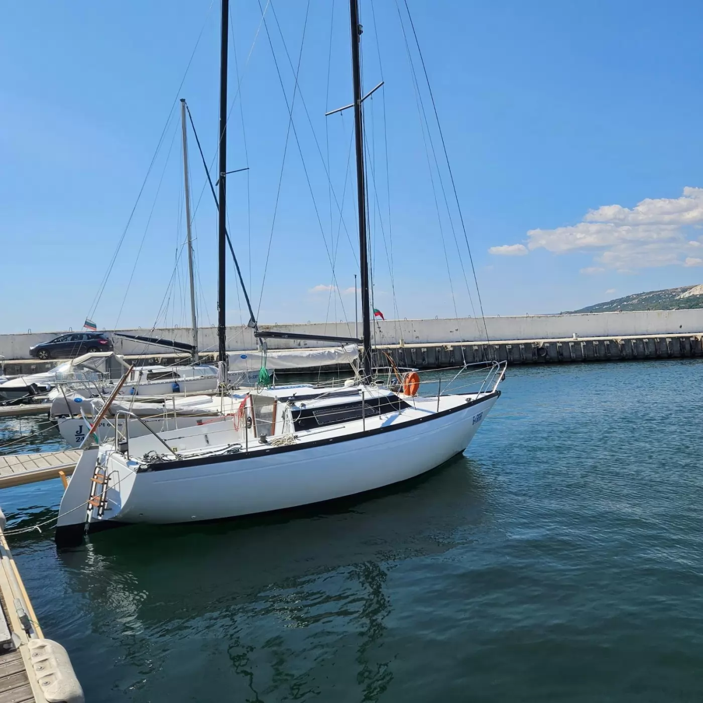 Продава се Comar Comet 701