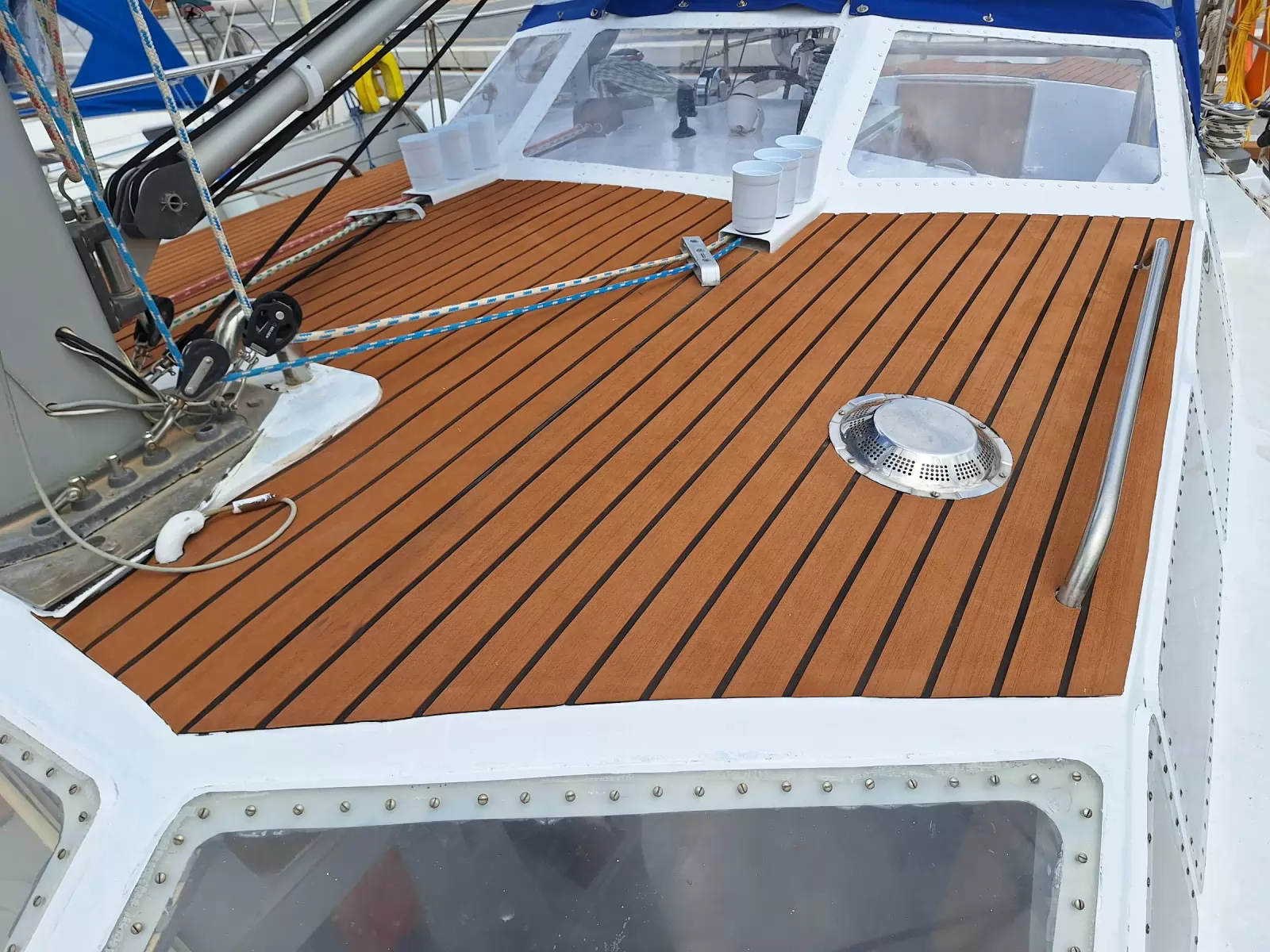Продава се Ветроходна лодка Reinke 12M