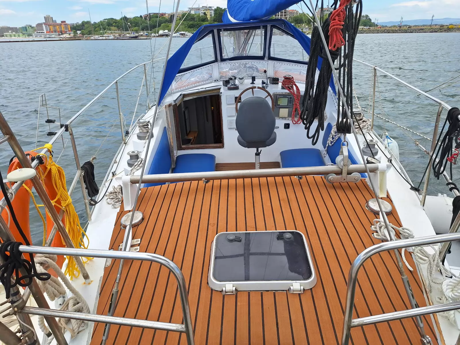 Продава се Ветроходна лодка Reinke 12M
