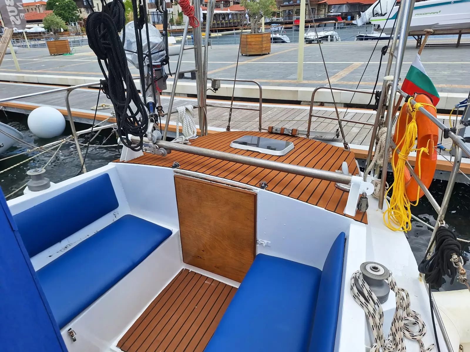 Продава се Ветроходна лодка Reinke 12M