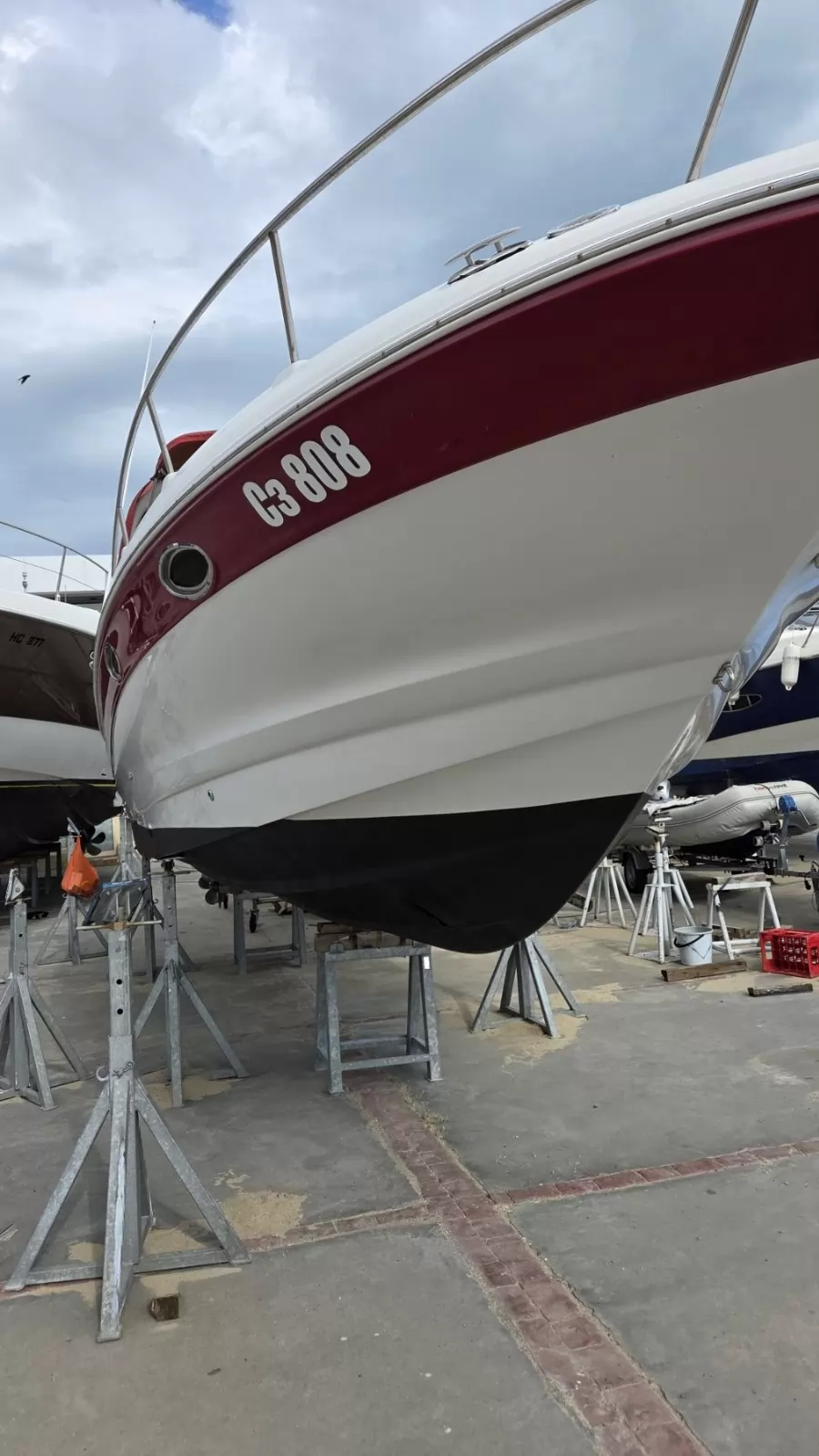 Продава се Crownline Boats 315 SCR