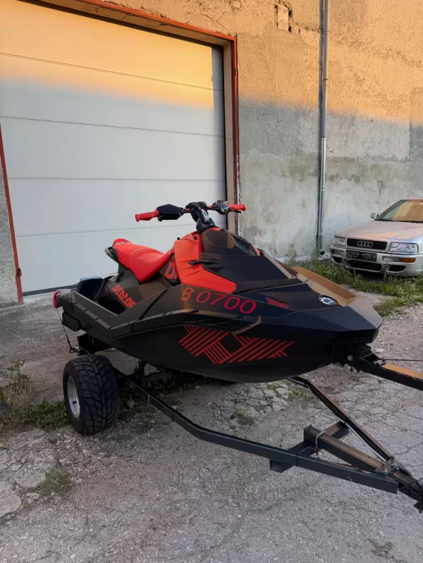 Bombardier Sea Doo Spark Trixx 3up