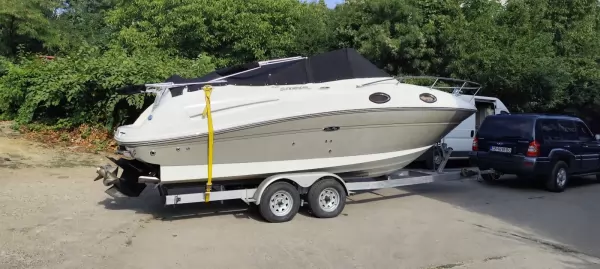 Sea Ray 240 Sundanser